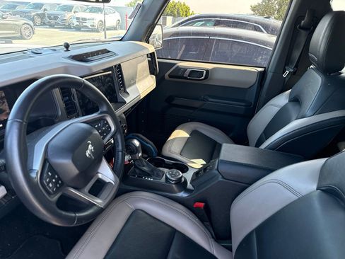 Used 2024 Ford Bronco Wildtrak AWD/4WD image 5