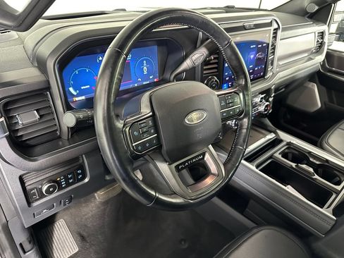 Used 2026 Ford F250 Platinum AWD/4WD image 11