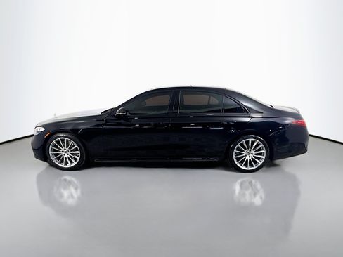 Used 2022 Mercedes-Benz S 500 4MATIC w/ AMG Line Package image 6
