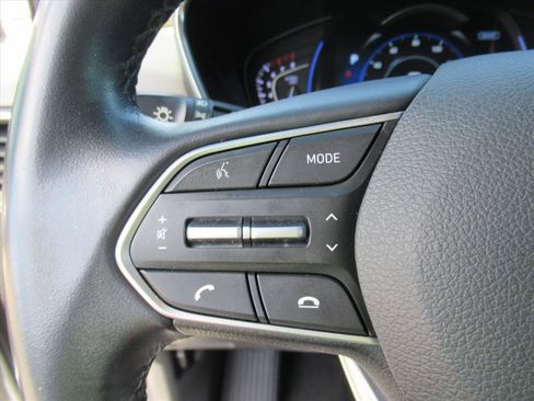 Used 2020 Hyundai Santa Fe SEL w/ Convenience + Premium Package image 22