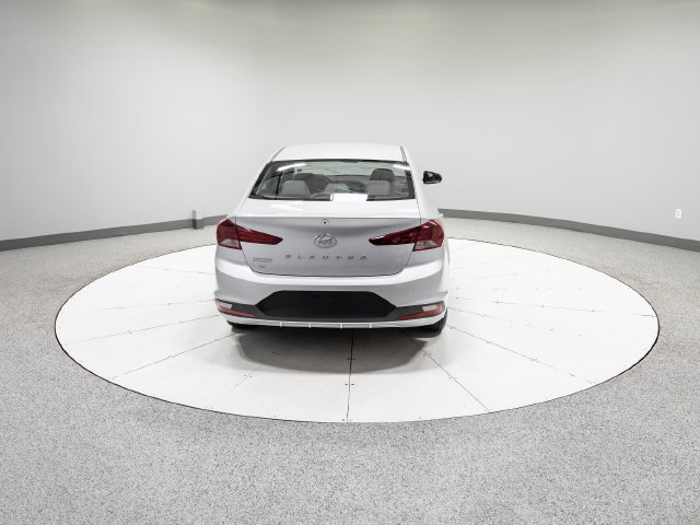 Used 2019 Hyundai Elantra SE FWD image 26