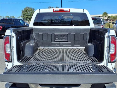 Used 2017 GMC Canyon 2WD Crew Cab w/ Convenience Package image 17