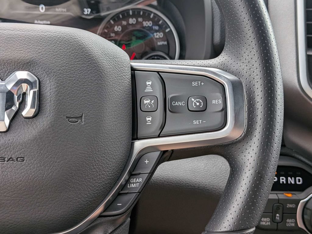 New 2026 RAM 1500 Express AWD/4WD image 33