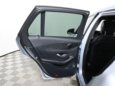 Used 2022 Mercedes-Benz GLC 300 4MATIC image 30