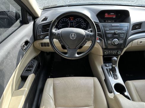 Used 2014 Acura ILX w/ Premium Package FWD image 12