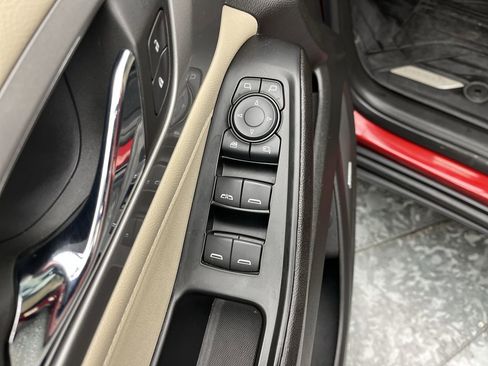 Certified 2023 Chevrolet Traverse LT w/ LT Premium Package image 10