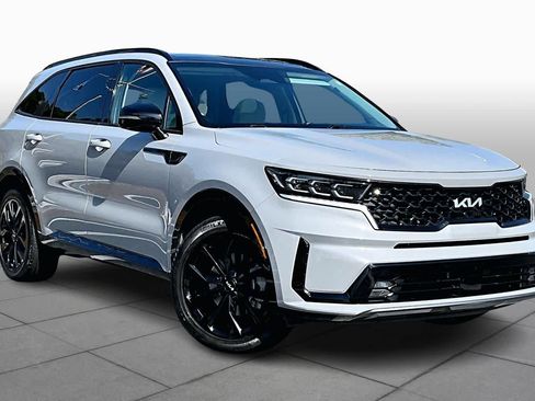 Used 2022 Kia Sorento SX image 3