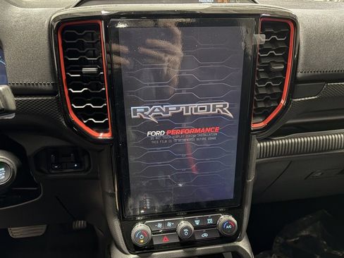 New 2025 Ford Ranger Raptor image 17