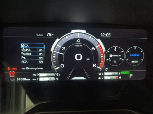 Used 2024 Toyota Sequoia Capstone AWD/4WD image 16