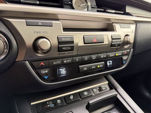 Used 2017 Lexus ES 350 FWD image 19