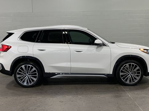 Used 2026 BMW X1 xDrive28i w/ Technology Package AWD/4WD image 9