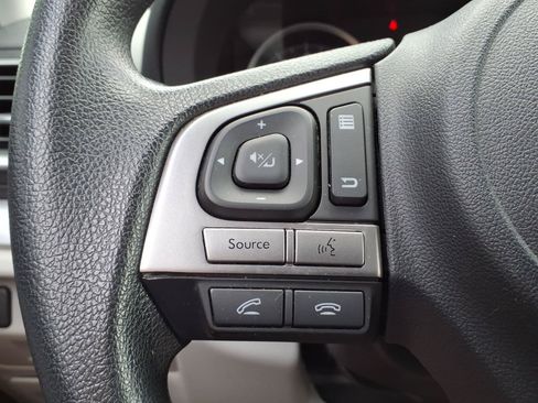 Used 2018 Subaru Forester 2.5i Premium w/ All-Weather Package AWD/4WD image 19