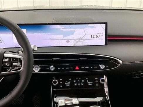 New 2026 Genesis GV70 2.5T image 7