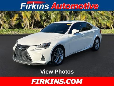 Used 2017 Lexus IS 200t image 1
