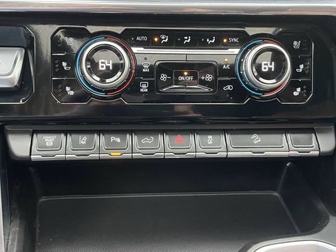 Certified 2024 GMC Sierra 2500 Denali Ultimate w/ Snow Plow Prep/Camper Package image 53