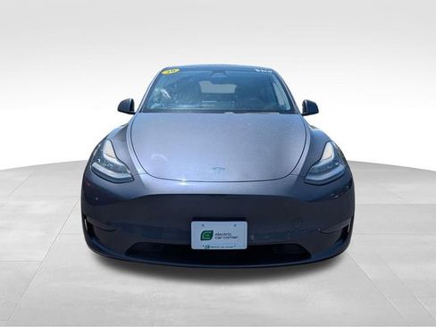 Used 2020 Tesla Model Y Long Range AWD/4WD image 2