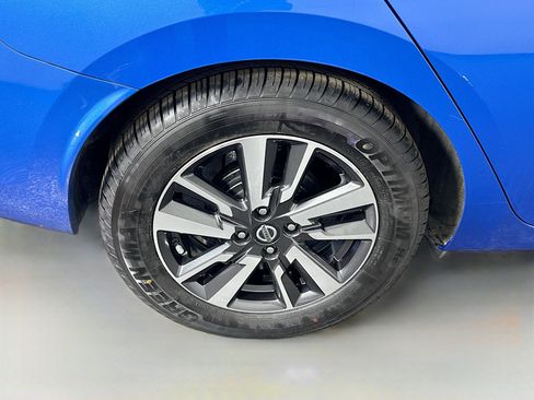 Used 2021 Nissan Versa SV image 33