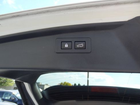 Used 2021 Subaru Outback Onyx Edition XT image 11