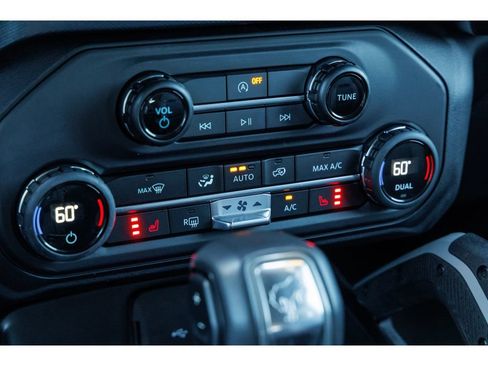 Used 2023 Ford Bronco Outer Banks AWD/4WD image 22