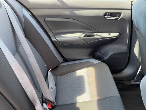 Certified 2025 Nissan Versa SV image 11