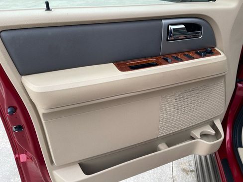 Used 2008 Ford Expedition EL Eddie Bauer image 27