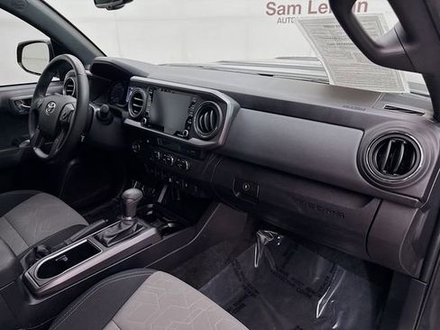 Used 2022 Toyota Tacoma TRD Sport image 27