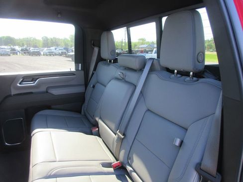 New 2026 GMC Sierra 2500 SLT w/ SLT Premium Package image 13