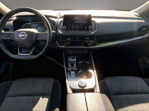 Used 2025 Nissan Rogue SV AWD/4WD image 7