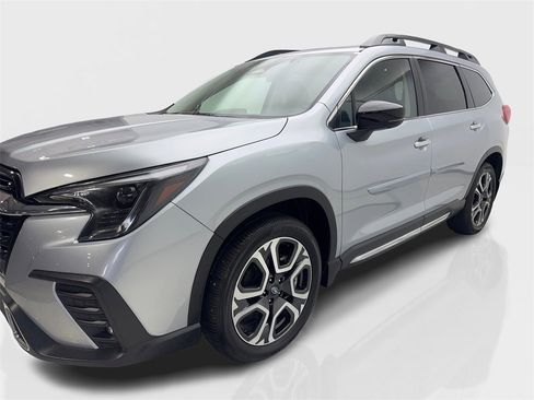 Used 2024 Subaru Ascent Touring image 11