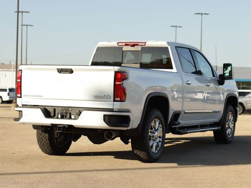 New 2026 Chevrolet Silverado 2500 High Country w/ High Country Premium Package AWD/4WD image 7