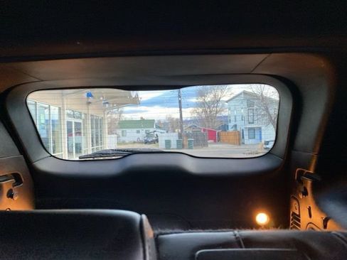 Used 2021 Jeep Grand Cherokee Laredo X image 10