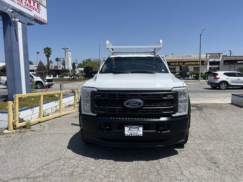 Used 2023 Ford F550 2WD Regular Cab Super Duty image 4