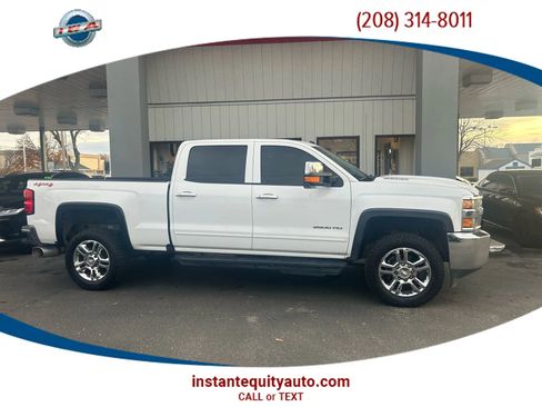Used 2017 Chevrolet Silverado 2500 LT image 1