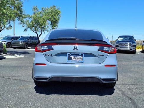 Used 2024 Honda Civic Sport image 5