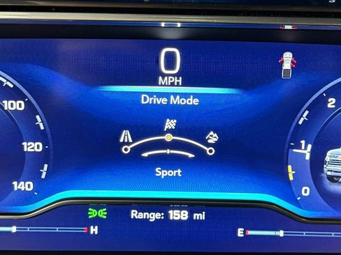 Used 2024 Chevrolet Silverado 1500 LT image 20