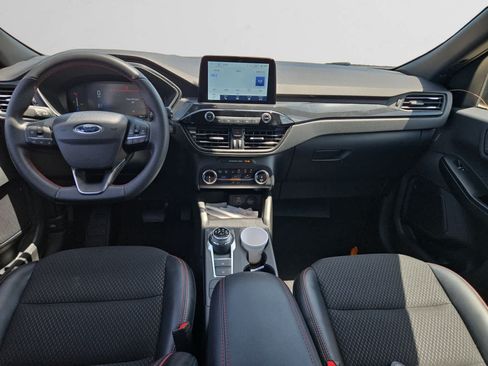 Used 2025 Ford Escape ST-Line FWD image 9