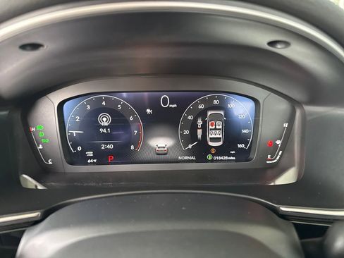 Used 2024 Honda Civic Touring image 19