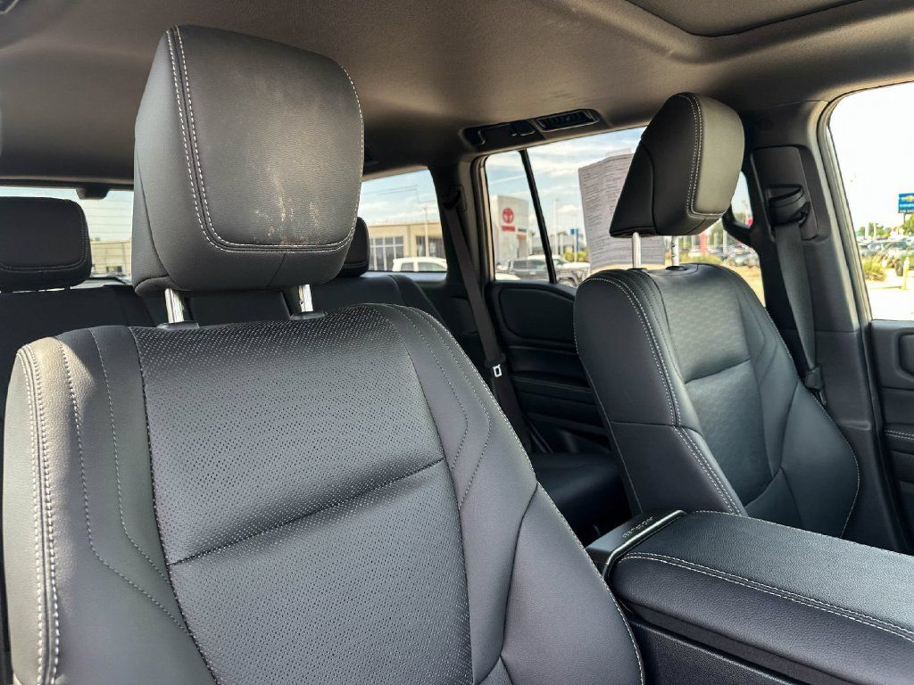 Certified 2026 Toyota Land Cruiser w/ Premium Package AWD/4WD image 26