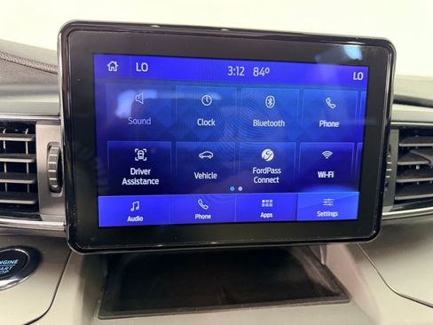 Used 2022 Ford Explorer XLT w/ Equipment Group 202A RWD image 20