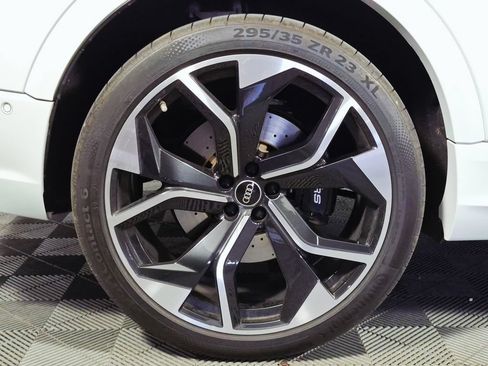 Used 2023 Audi RS Q8 AWD/4WD image 29