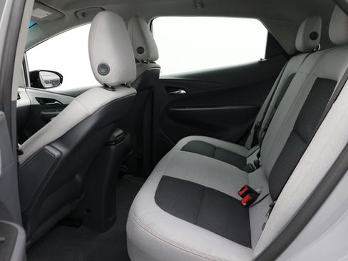 Used 2021 Chevrolet Bolt LT FWD image 30