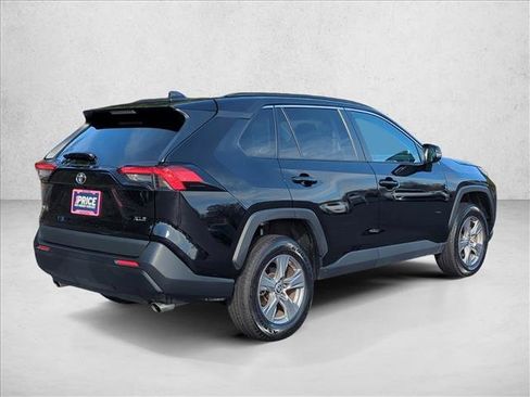 Used 2024 Toyota RAV4 XLE image 5