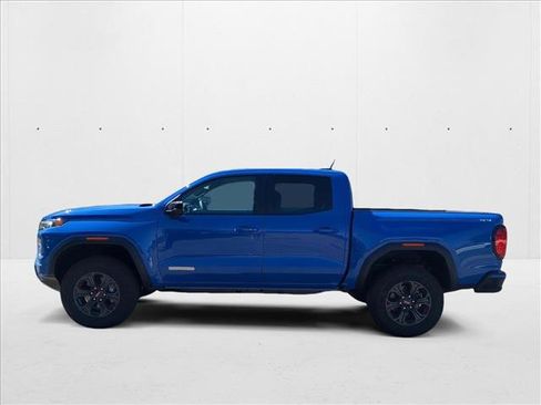 New 2025 GMC Canyon Elevation w/ Convenience Package image 5