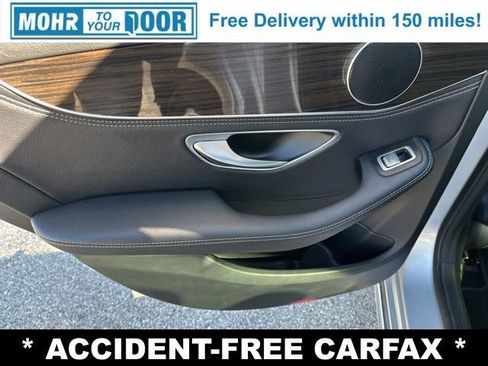 Used 2016 Mercedes-Benz C 300 4MATIC Sedan image 30