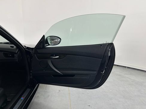 Used 2016 BMW Z4 sDrive35is RWD image 26