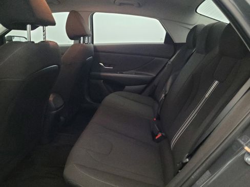Used 2023 Hyundai Elantra SEL w/ Convenience Package FWD image 18