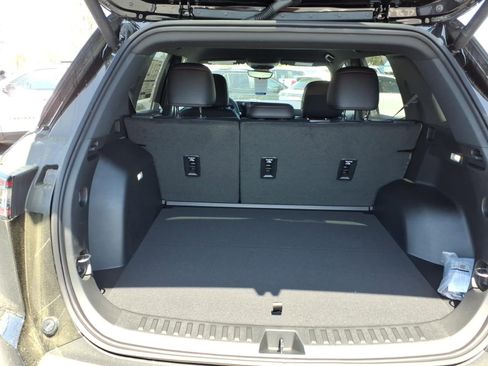 New 2026 Chevrolet Equinox RS w/ Convenience Package III AWD/4WD image 15