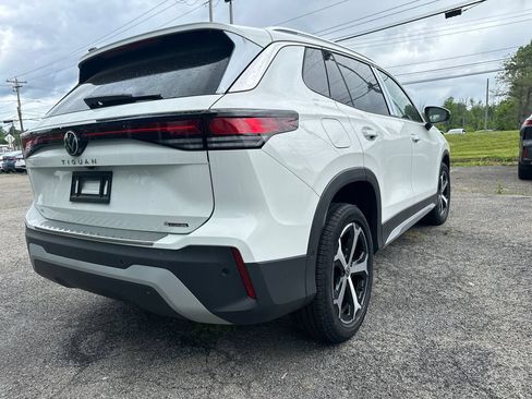 New 2026 Volkswagen Tiguan SE AWD/4WD image 4