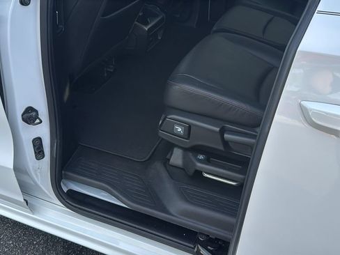 Used 2023 Honda Odyssey Sport image 34