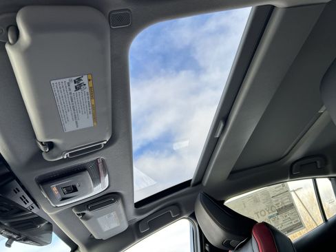 Used 2024 Toyota Prius Prime Premium w/ Advanced Technology Package image 24